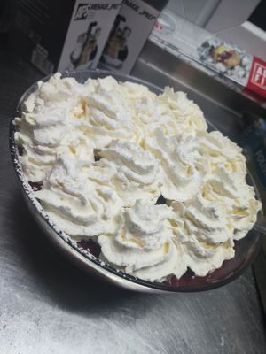 Vegan Fruit dessert at Tauplitzhaus - Naturfreunde Linz in Bad Mitterndorf