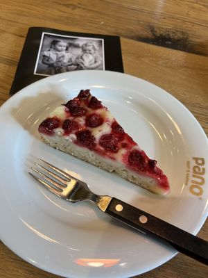 Himbeerkuchen  at Pano in Aschaffenburg