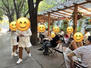 Outdoor seating area  at Pandaria Rosetta in Mexico City