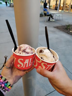 Marion Berry cobbler and oat milk cookies #Veganuary at Salt & Straw in San Ramon