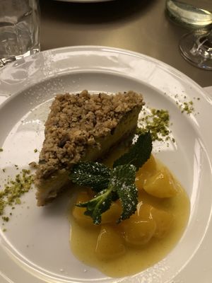 Silvester 23/24: Veganer Kürbis Cheesecake  at Abaton Bistro in Hamburg