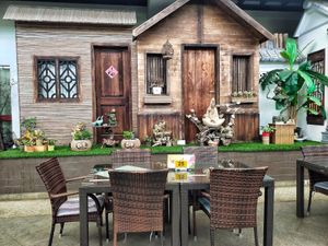 Dining area at Water Drop Teahouse 滴水坊 in Northeast Singapore