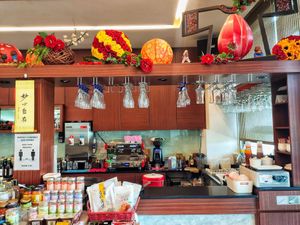 Drinks area at Water Drop Teahouse 滴水坊 in Northeast Singapore