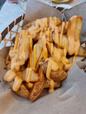 Potato wedges ~ 8/2/22 at Water Drop Teahouse 滴水坊 in Northeast Singapore