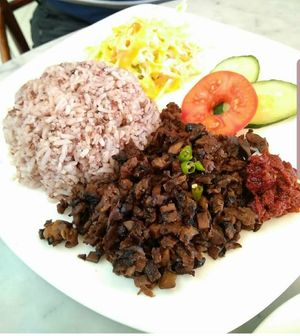 Minced mushroom rice at Water Drop Teahouse 滴水坊 in Northeast Singapore