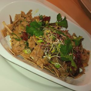 Vegane Vollkornpasta mit getrockneten Tomaten und Kürbis at Landgasthof Hessenmühle in Grossenlueder