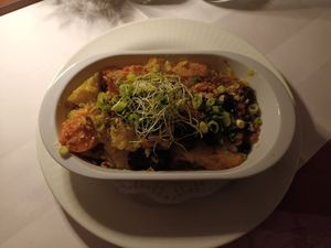 Veganes Kartoffel-Rosenkohl-Gratin... super lecker at Landgasthof Hessenmühle in Grossenlueder