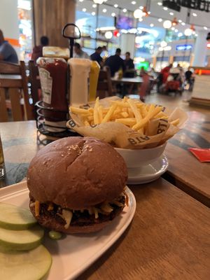   at IST - Tickerdaze in Istanbul