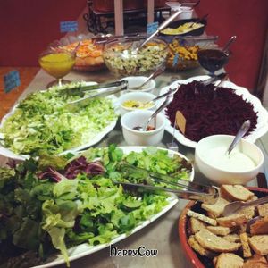 Buffet vegetariano organico a R$ 17,00 no almoÃ§o maravilhoso! at Super Natural in Sao Paulo