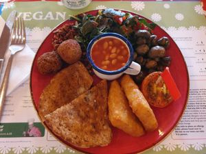 Vegan breakfast at Lounges - Clavio Lounge in Petersfield