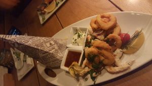 vegan shrimp and calimari at Van Loon in Berlin