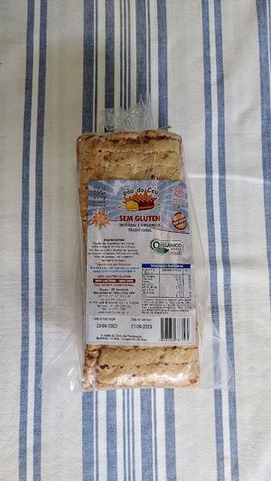 Pão sem glúten at Agua Branca Organic Fair in Sao Paulo