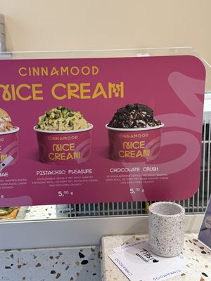 ice cream  at Cinnamood in Berlin