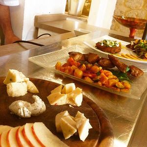 Life Bistrot recipe: here three recipes, our selection of chickpea cheeses, our main course "Cotto di Grano" and a timbale of chickpeas with crunchy puff pastry and carrot cream at Albergo Diffuso Volterra in Volterra