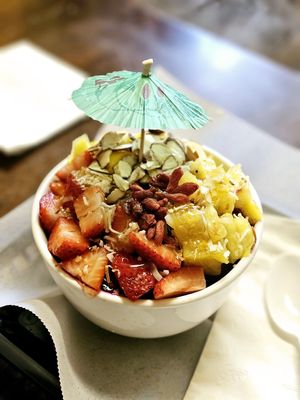  at Tribal Cafe in Los Angeles