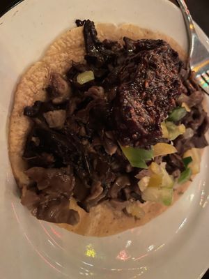 Taco carnitas de hongos  at Páramo in Mexico City