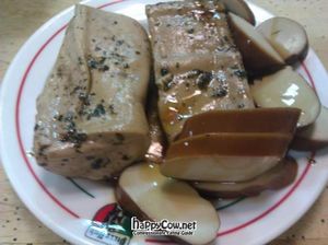 firm tofu at Dōng Dōng SùShí 東東素食 in New Taipei City