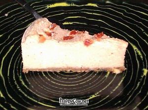 yummy raw cheezecake at Vikasa Yoga Retreat and Restaurant in Koh Samui