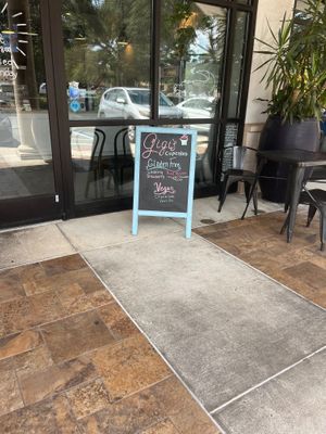 Vegan options on sign at Gigi's Cupcakes in Gainesville
