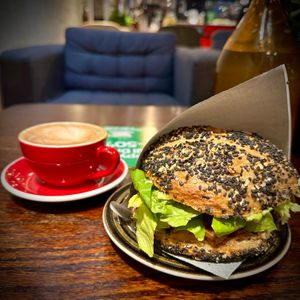 Bagel & cappuccino - perfect breakfast at Round - Steissi in Helsinki