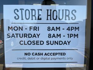 Opening hours at Chia Leah in Wilmette