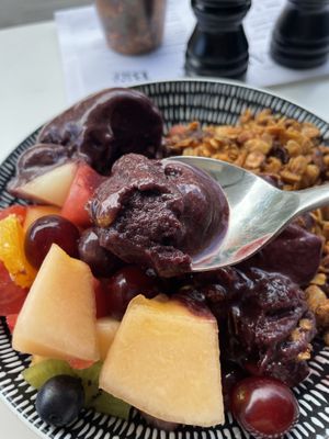 Açaí  #Veganuary at Bake Bar in Paddington