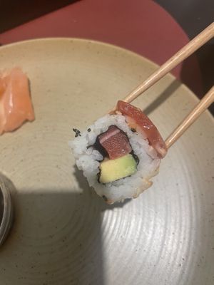 "Tuna » sushi   at Vbb House in Paris