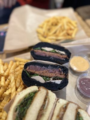 Foie gras Burger  #Veganuary at Vbb House in Paris