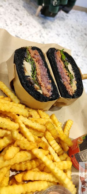 French fries at Vbb House in Paris