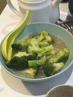 Garlic broccoli   at Taste Of Hong Kong in Aberdeen