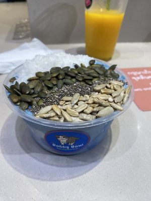 Happy mermaid bowl, mango with banana and spirulina   at Bobby Bowl in Chiang Mai