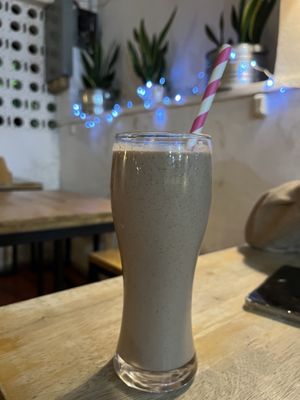 Milkshake de tahini  at Pita Sabij in San Pedro La Laguna