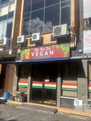   at I Love Vegetarian Food - De Ra Sa in Tuban