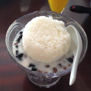 Momocaca ice at I Love Vegetarian Food - De Ra Sa in Tuban