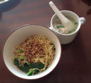 Minced chicken noodles with dumpling soup at I Love Vegetarian Food - De Ra Sa in Tuban
