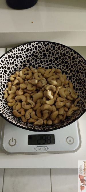 Cashews at Vromton in Paris