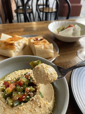 Hummus #Veganuary at Meze-potamia in Redfern