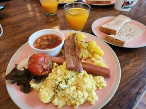 The best English brakefast at Bonita Cafe and Social Club in Bangkok