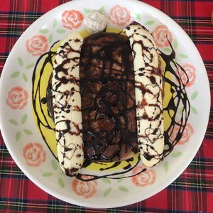 vegan banana and chocolate pancakes at Bonita Cafe and Social Club in Bangkok