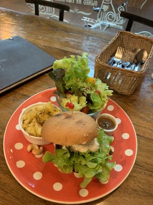 Burger at Bonita Cafe and Social Club in Bangkok