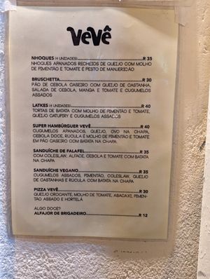 Falafel sandwich can be made vegan at Vevê Bar Vegetariano in Itacare