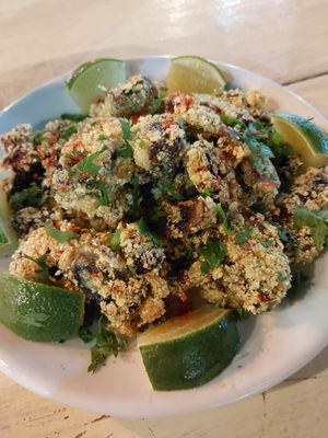 Porção de Cogumelos 🍄 at Vevê Bar Vegetariano in Itacare