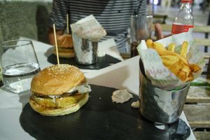 vegan burger with fries at Meky's Burger Bar in Santa Maria