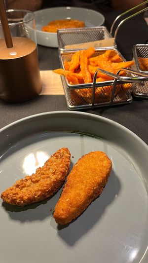 Crispy Tender e Curry Crispy Tender (Beyond) at Impact Food in Rome