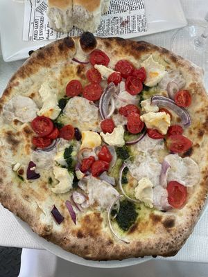 Propably the best vegan pizza I have ever eaten. Service was really good too. It is good to make a table reservation if you are going on a saturday evening.   at Byron in Bergamo