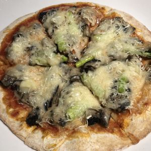 The mushroom and asparagus with tomato sauce pizza was good at So Free Pizza - Ximen in Taipei