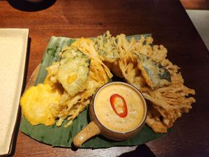 fried mushrooms and veggies: enoki, small pumpkin, squash etc. at Hồi in Ha Long