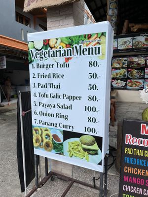 Vegetarian menu  at Pott Guesthouse  in Koh Samui