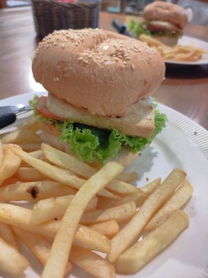 Tofu burger at Pott Guesthouse  in Koh Samui