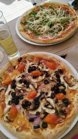 Vegan e vegetariana at Cosmos Pizza in Lousa